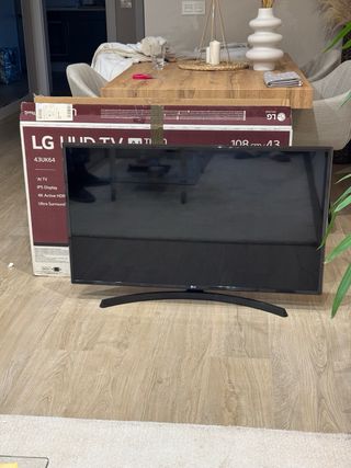 LG Smart TV 43″ 4K UHD – 43UK6400 Caja original