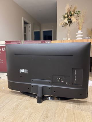 LG Smart TV 43″ 4K UHD – 43UK6400 Caja original