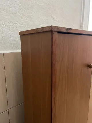 Zapatero color nogal de aglomerado – Grande