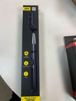 Palo selfie y base inteligente Q05 P01