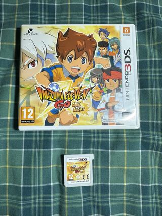 Nintendo 2DS Bianca + 11 Giochi + Caricatore