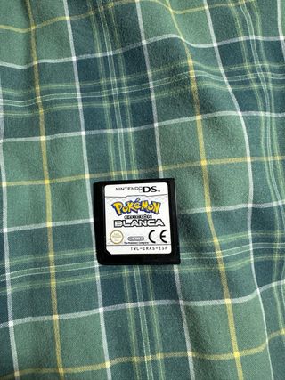 Nintendo 2DS Bianca + 11 Giochi + Caricatore