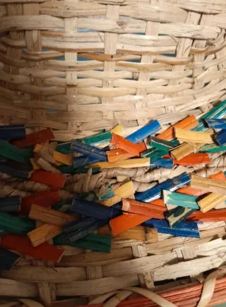 Cesto vimini decorato multicolore