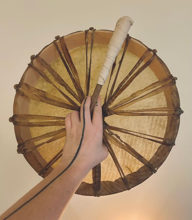 Tambor chamánico artesanal de piel 38cm