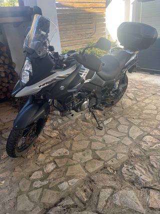 Suzuki V-Strom 650 - Muy cuidada