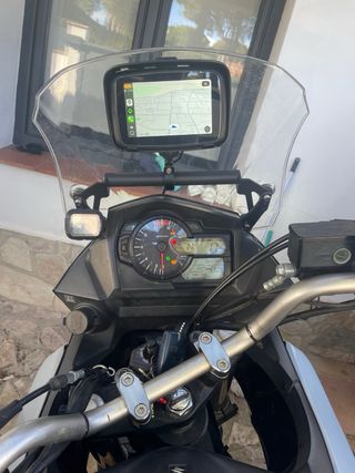 Suzuki V-Strom 650 - Muy cuidada
