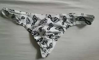 Tanga Lycra Estampado Huellas Talla L