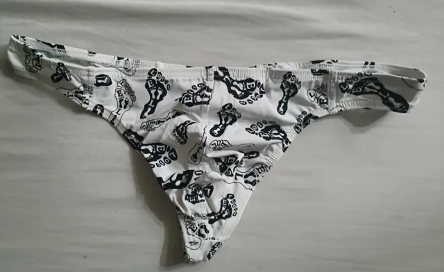 Tanga Lycra Estampado Huellas Talla L