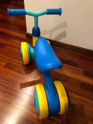 Bicicleta de equilibrio infantil