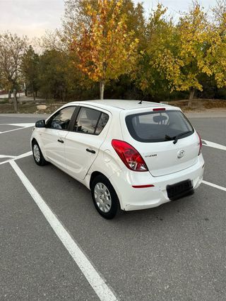 Hyundai i20 2012