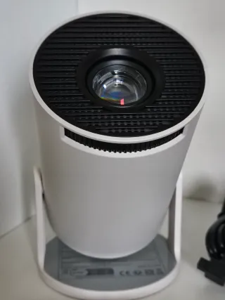 Mini Proiettore Portatile 20000 Lumen - Android