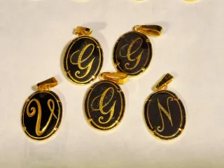 Pack Colgantes Letra Y Oro 18k y 24k