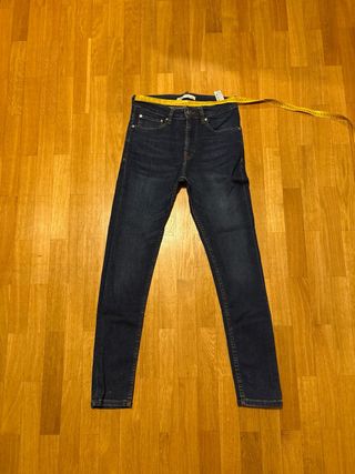 pantalón azul marino, talla 38. Zara, hombre