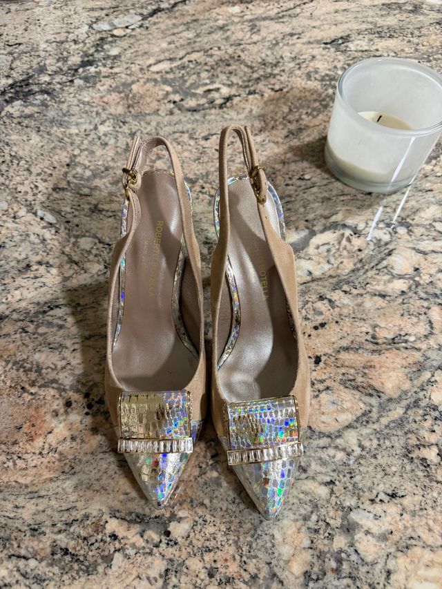 Zapatos Pepe Botella Beige y Plateados