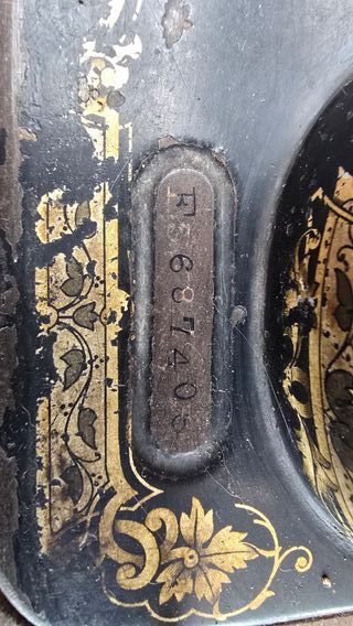 Máquina de coser Singer antigua