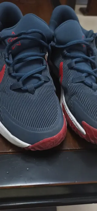 Zapatillas Nike Azul y Rojo