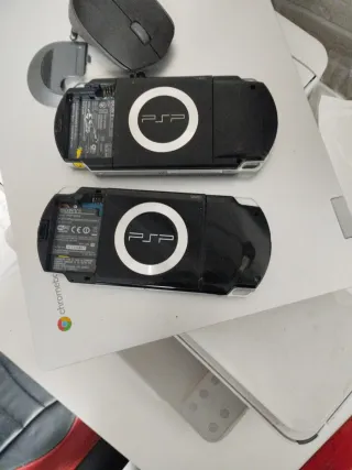 2 PSP 1000 y 2004 Sony Negro