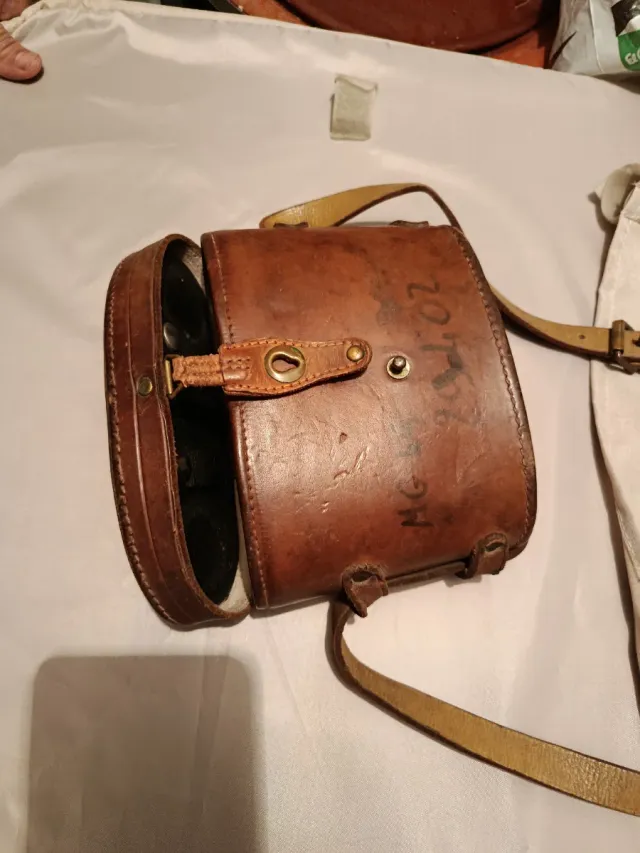 Binoculares Vintage Dorados y Negros