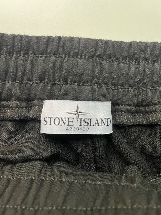 Calças Curtas Stone Island Pretas