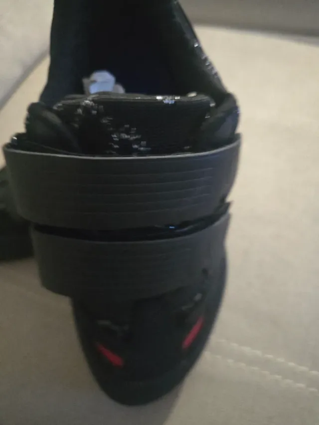 Zapatillas de escalada Liviana Talla 37