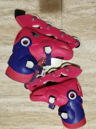 Patines en línea rosas y azules. Talla 30-32