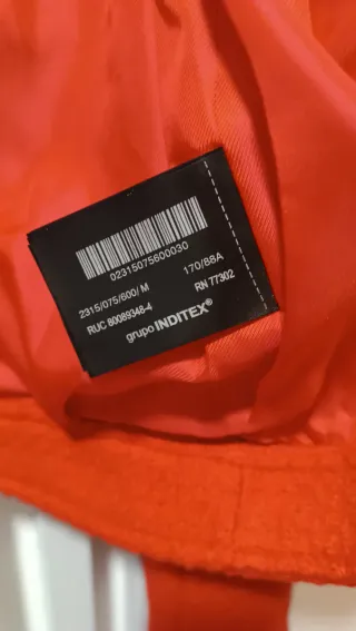 Chaqueta Zara cropped roja Talla M