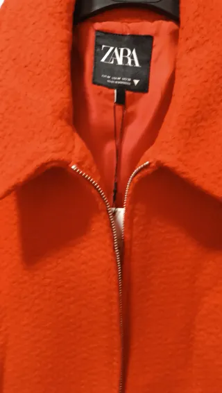 Chaqueta Zara cropped roja Talla M