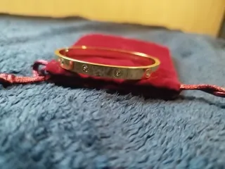 Pulsera Cartier Dorada