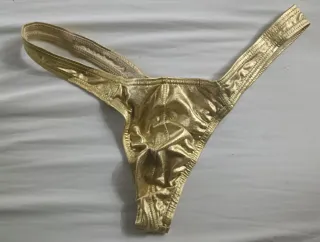 Tanga brillante dorado talla L