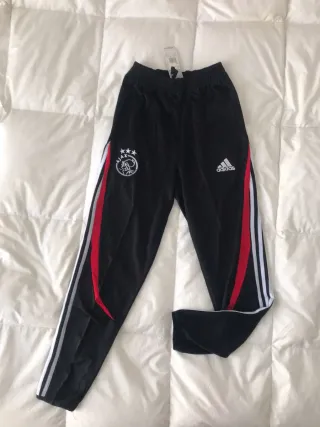 Chándal Adidas Ajax Negro y Rojo Tallas al privado