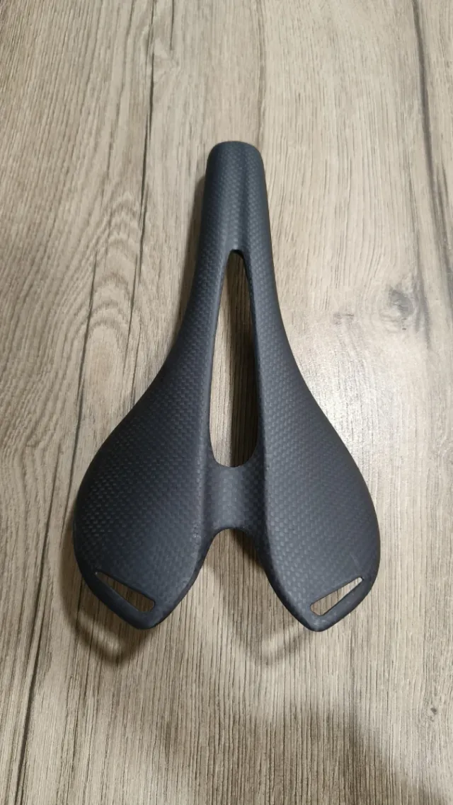 Sillín Bici Carrerera Carbono