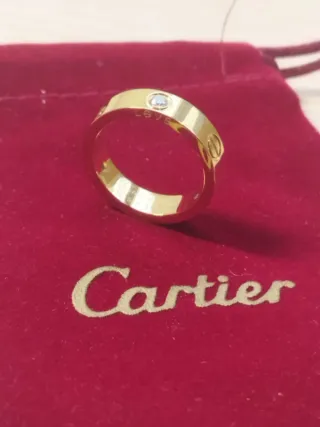 Anillo Cartier Love Dorado con Diamante