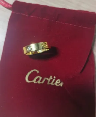 Anillo Cartier Love Dorado con Diamante