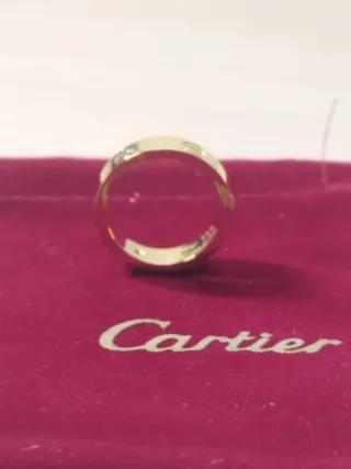 Anillo Cartier Love Dorado con Diamante