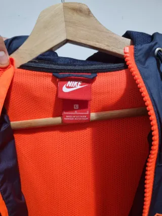 Chaqueta FC Barcelona con capucha Nike