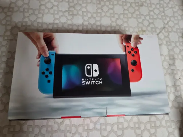 Nintendo Switch Azul y Rojo