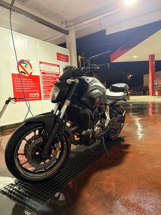 Yamaha MT-07 2014 A2