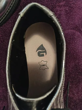 Zapatos plateados mujer de cuero