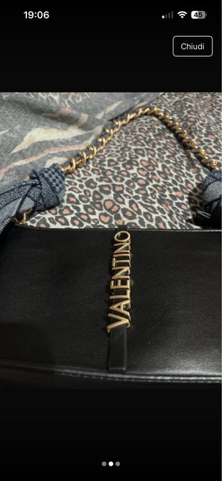 Borsa Valentino nera con foulard