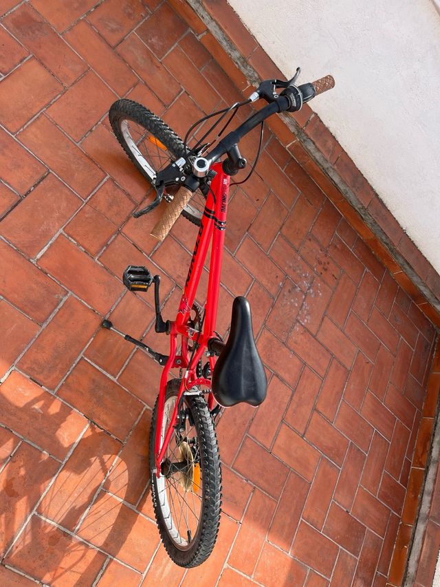 Bicicleta Infantil Roja Btwin