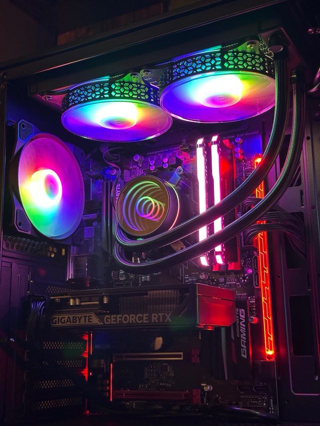 PC Gaming Ryzen 5 RTX 5060 16GB RAM SSD NVME