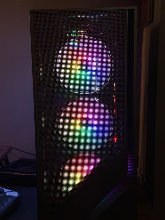 PC Gaming Ryzen 5 RTX 5060 16GB RAM SSD NVME