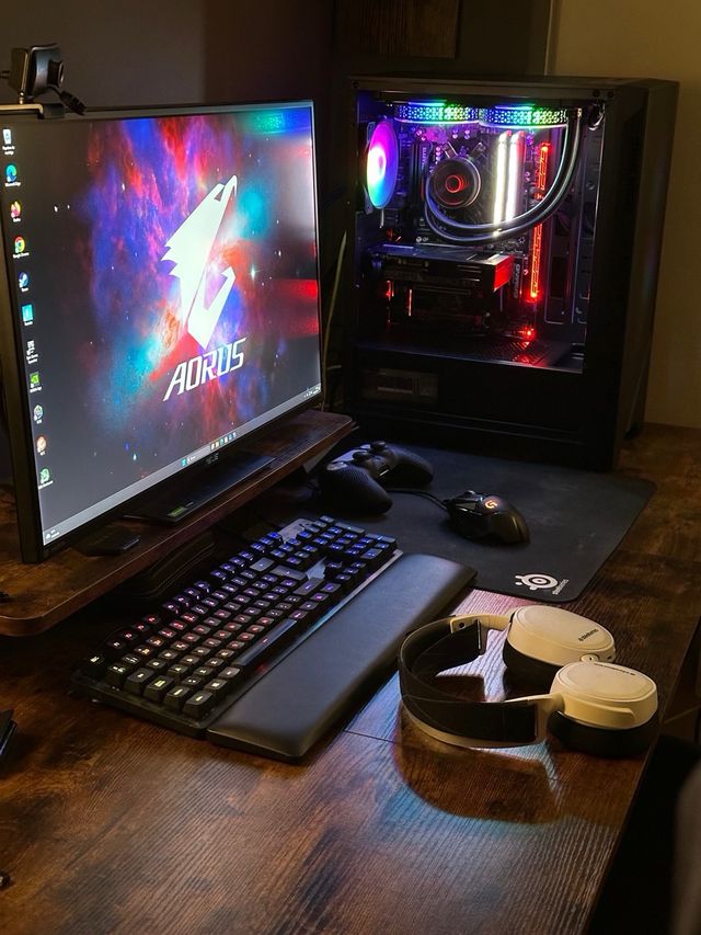 PC Gaming Ryzen 5 RTX 5060 16GB RAM SSD NVME