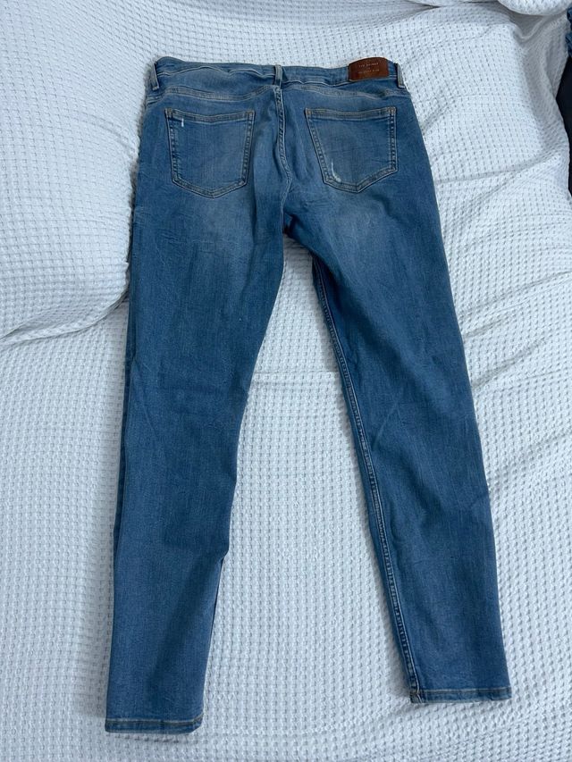 Vaqueros pitillo talla 44