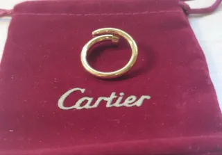 Anillo cartier dorado
