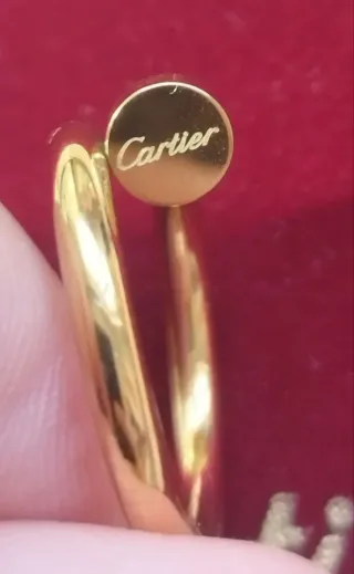 Anillo cartier dorado