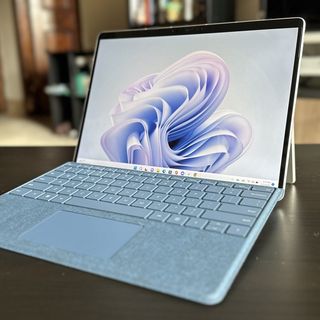 Surface Pro 8