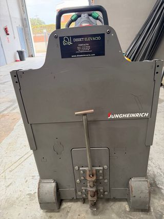 Tractor Arrastre Eléctrico Jungheinrich 5 TN