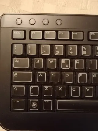 Tastiera Alienware + Mouse Logitech Nero