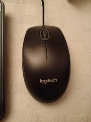 Tastiera Alienware + Mouse Logitech Nero